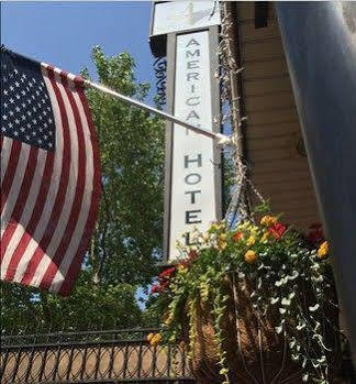 American Hotel 弗里霍尔德 外观 照片